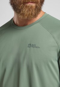 Jack Wolfskin Longsleeve - eucalyptus