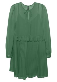 Vestido verde plisado hecho de tela transparente, con mangas largas, una cintura con volantes y un cierre tipo lazo en el cuello.