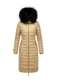 Beige dunjakke med lodrette quiltede sektioner, en sort faux fur hætte, fuldlængde lynlås og to sidelommer.