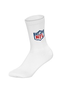Weißer Sportsocke mit geripptem Design und einem blauen und roten NFL-Logo an der Seite, in klassischer Crew-Länge.