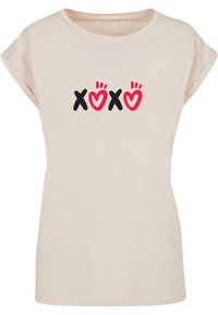 Merchcode VALENTINES DAY - XOXO EXTENDED SHOULDER  - T-shirts med print - whitesand