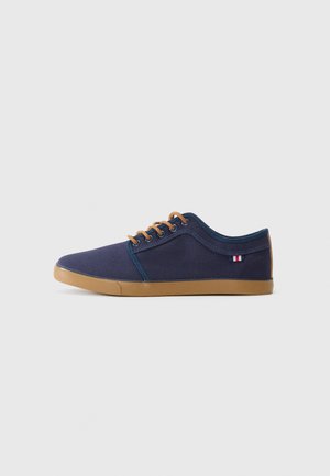 Trainers - navy