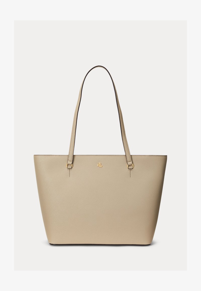 Μπεζ δερμάτινη τσάντα tote με διπλά ιμάντες ώμου και μικρό χρυσό λογότυπο "RL" στο κέντρο κοντά στην πάνω άκρη.