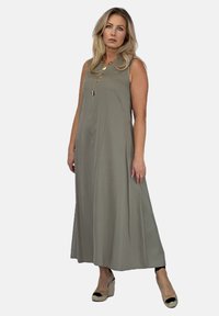 Niewybrane, grey green