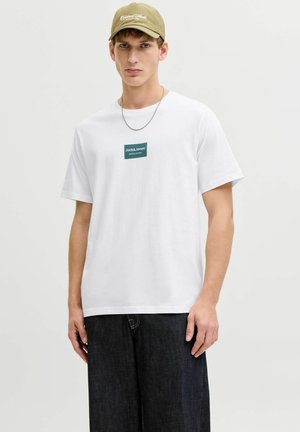 - T-shirt z nadrukiem