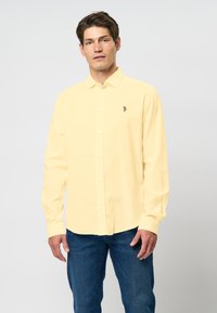 BOLT - Skjorta - pale banana