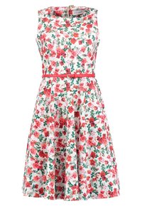 Ärmelloses Blumenkleid mit körperbetontem Oberteil, ausgestelltem Rock aus Baumwollmischung, versehen mit roten und pinken Blumen auf weißem Hintergrund und einem roten Gürtel.
