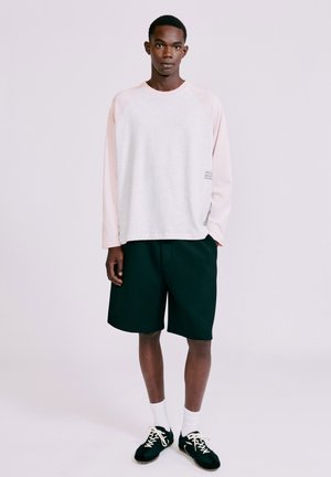 PULL&BEAR, LONG SLEEVE RAGLAN - T-SHIRT - Langarmshirt - pink