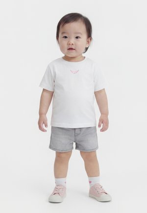 SHORT SLEEVES TEE - Tričko s potlačou - white