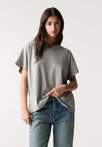 PULL&BEAR SHORT SLEEVE - Tricou basic - dark grey
