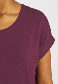 ONLY MOSTER O-NECK - Blusa - zinfandel