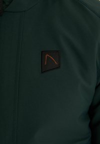 CHASIN' Vinterjacka - dark green