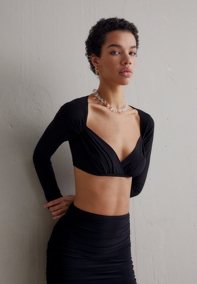 Norma Kamali LONG SLEEVE CROPPED TOP - Blouse - black