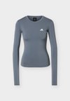 POWER ESSENTIALS WORKOUT CONTOUR LONG SLEEVE - T-shirt à manches longues - onix