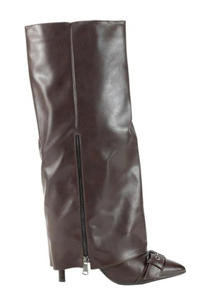 Botas camperas - marrón