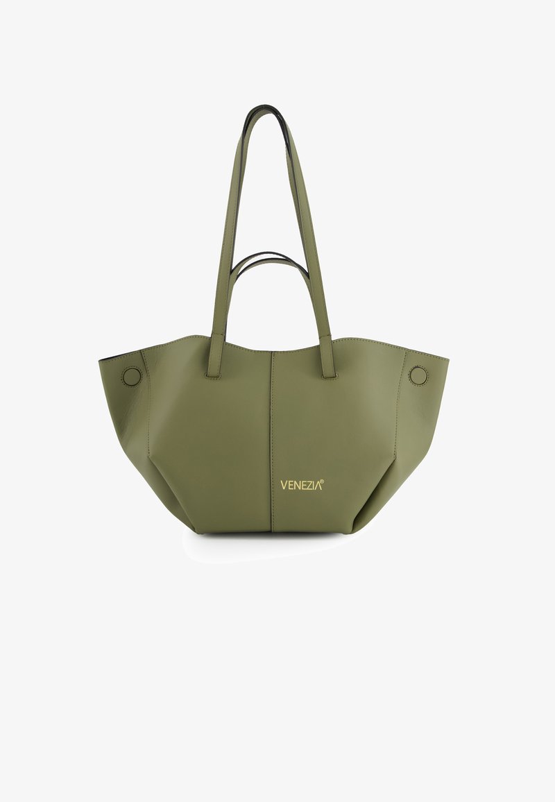 Tote bag synthétique verte, lisse, avec deux anses, arborant un logo doré et des bords arrondis ; couture détaillée remarquable le long des côtés.