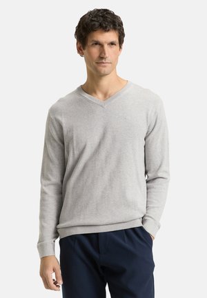 PULLOVER V-NECK - Svetrík - grau-meliert