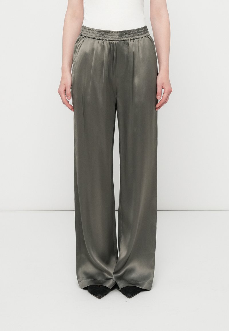 closed Broek grijs closed Broek grijs