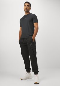 Ellesse LENTRINA PANT - Treningo apatinė dalis - black