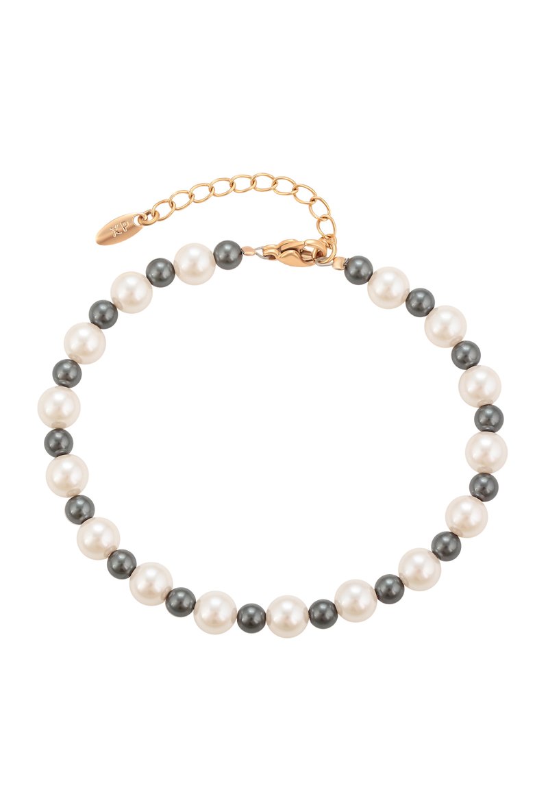 Una serie di perle alternate bianche e grigie scure forma un bracciale con estensione in catena dorata e chiusura a moschettone.