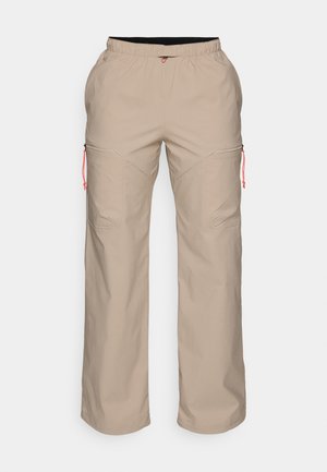 Peak Performance, OUTDOOR CARGO PANTS WOMEN - Õuepüksid - avid beige