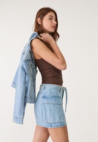 Stradivarius Gonna a campana - light blue denim