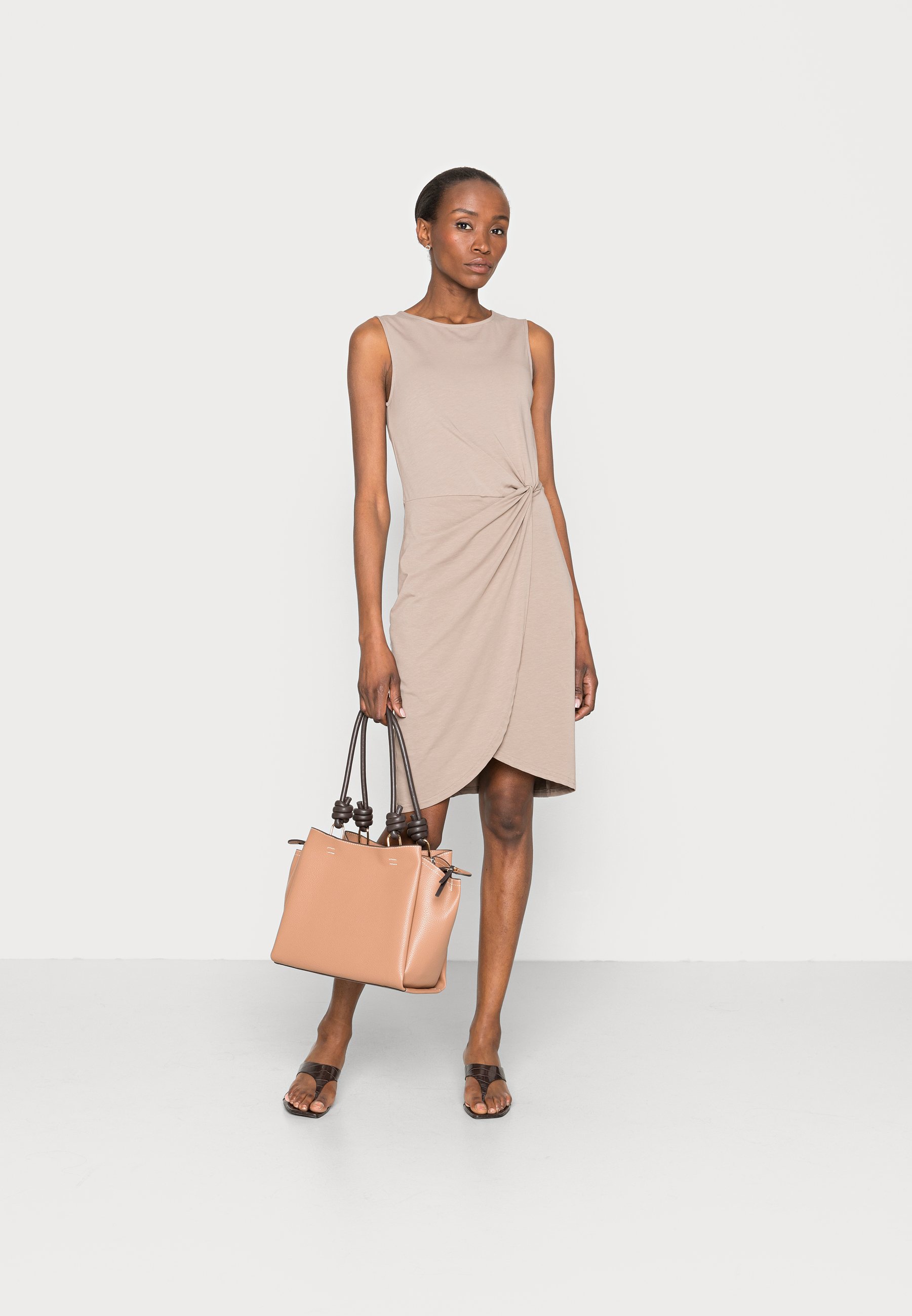 Anna Field Vestito di maglina - brown/marrone - Zalando.it