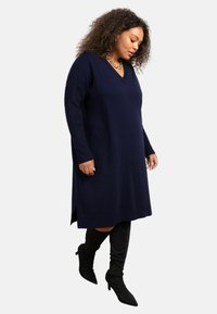 V- NECK  - Robe pull - navy