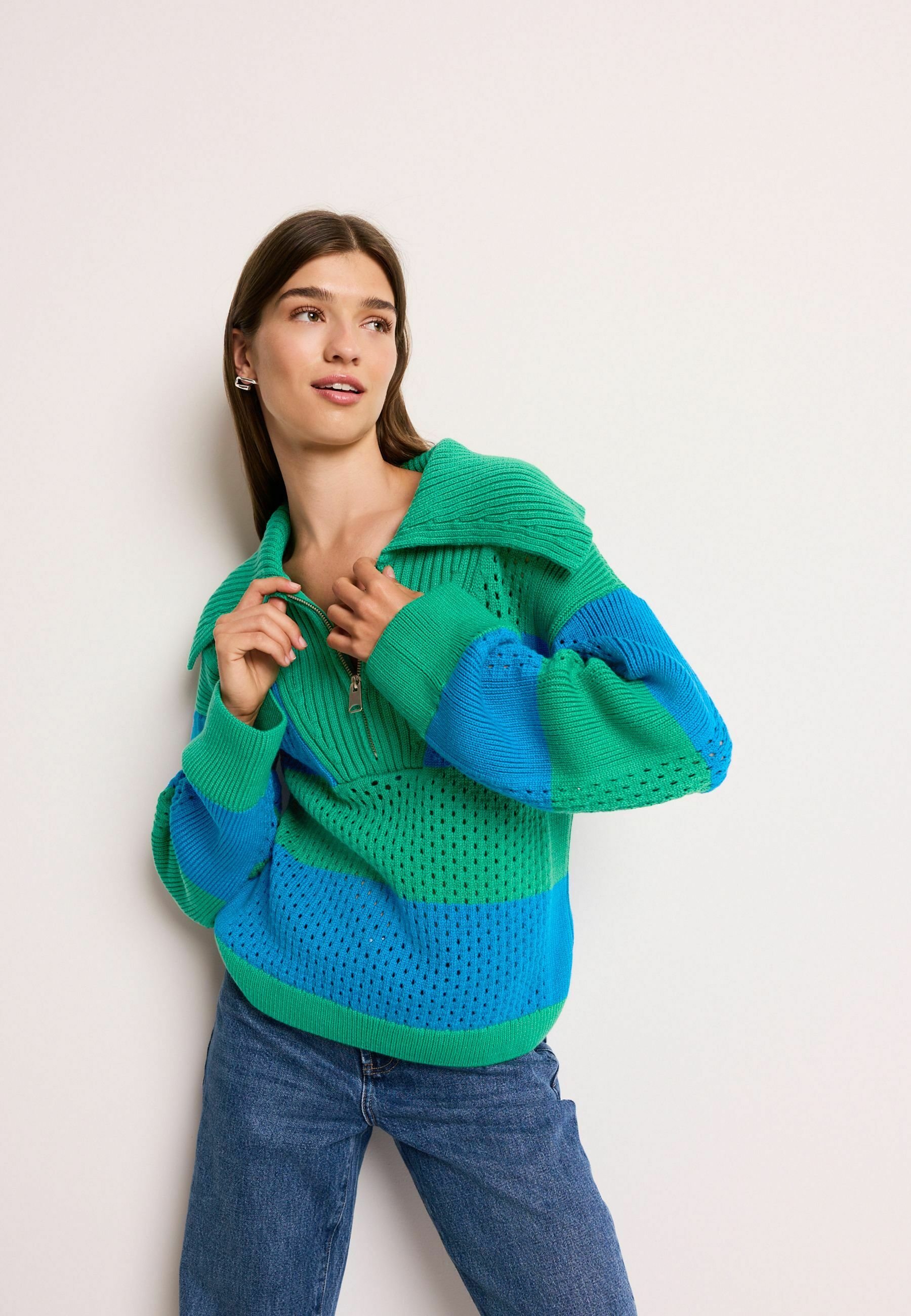 新品　BRIEFING CE BIAS LOGO JQ LS HIGHNECK Hi Vis Softshell Jacket in Orange or Yellow - Jax First Aid