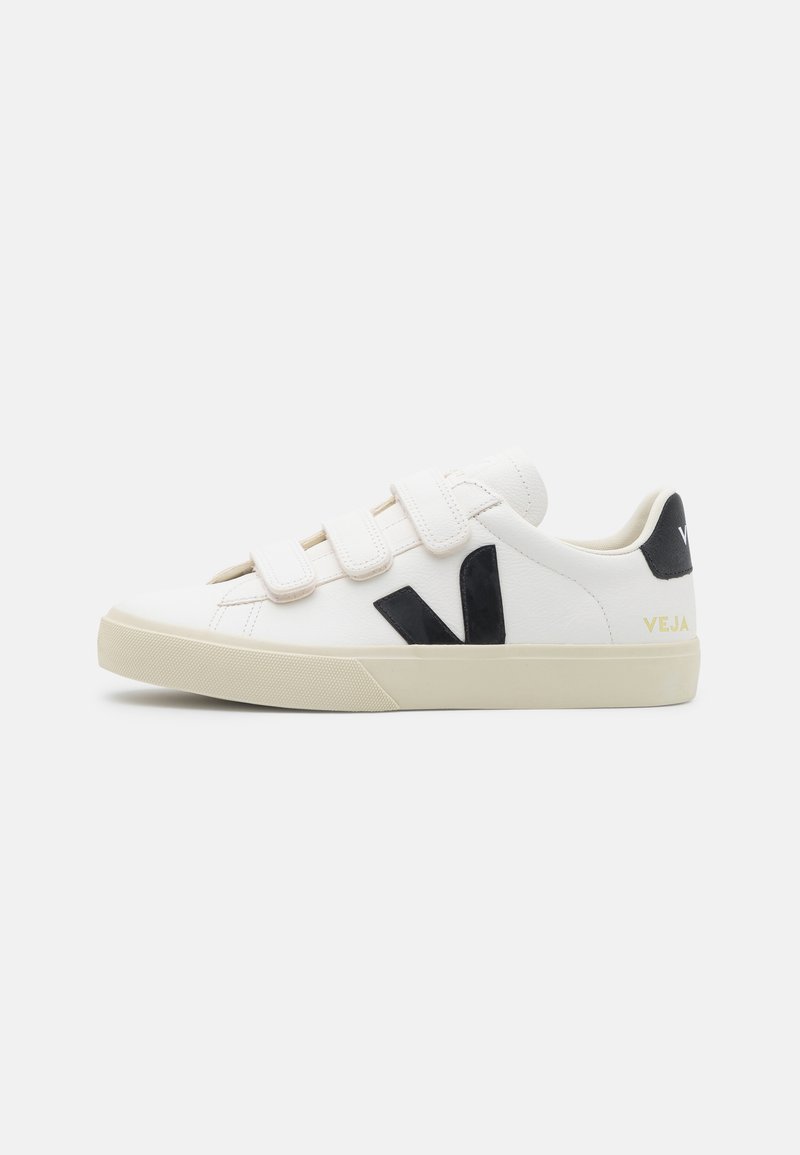 Veja RECIFE LOGO extra white/black/white