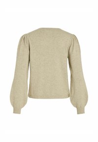 Gaišbeige džemperis ar pūkainām piedurknēm, apaļu kakla izgriezumu un ribotām aprocēm. Mīksta, strukturēta auduma izpildījums ar pieguļošu piegriezumu un vienkrāsainu dizainu.