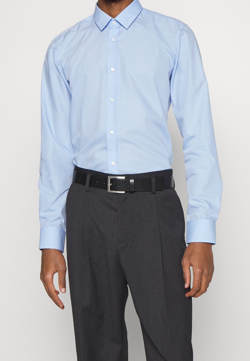 HUGO Chemise classique - light blue