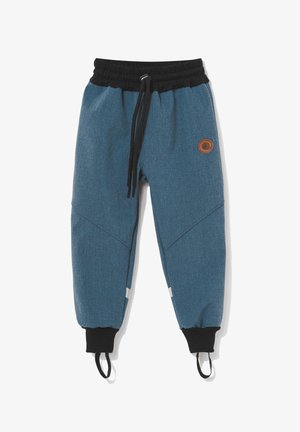Niebieskie spodnie dresowe dziecięce z czarnym elastycznym pasem, sznurkiem, ściągaczami przy kostkach i małym, okrągłym brązowym logo na prawej udzie.