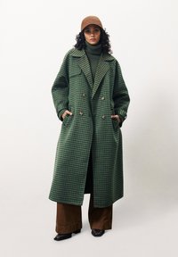 FRNCH ADELPHIA - Trenchcoat - vert foret