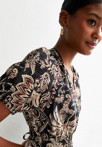 New Look Day dress - black pattern