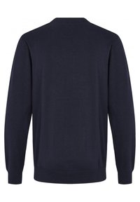 Mörkblå långärmad tröja med rund halsringning, ribbade ärmslut och nederkant. Slät stickad textur. Inga synliga mönster eller logotyper.