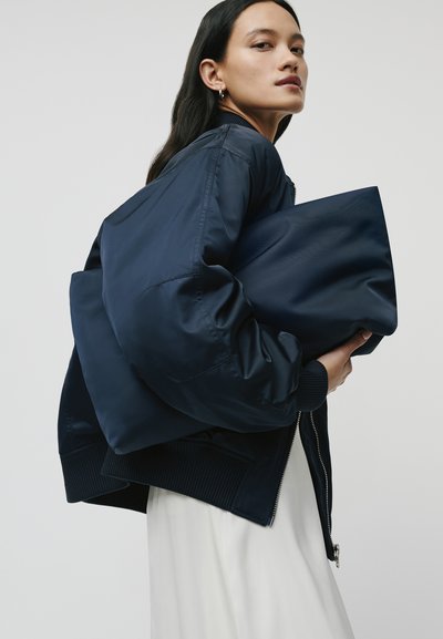 IVY OAK AMINA ROSE - Rokassoma - dark navy