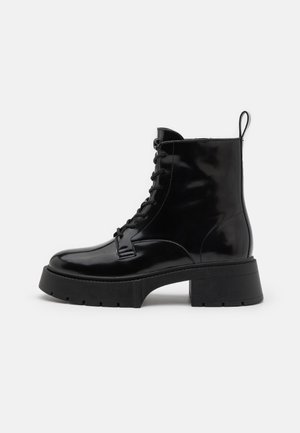 AVERY PLATFORM - Μποτάκια με κορδόνια - black