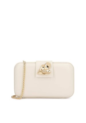 Ristkülikukujuline kreemikas käekott ümarate nurkadega, kuldse lilledega kaunistatud kinnitusnupuga ja kuldse kett-rihmaga valgel taustal.