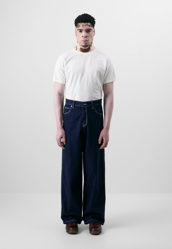 LOOSE WAVE - Loose Jeans