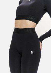 Cardio Bunny ORDINARY - Pikkade varrukatega topp - black