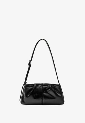 PULL&BEAR, PLEATED - SHOULDER BAG - Borsa a mano - black