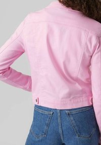 Vero Moda Chaqueta vaquera - pink
