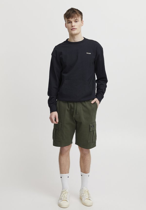 BHSWEATSHORTS REGULAR FIT - Shorts - forest night4