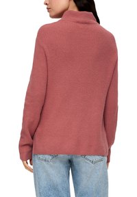 s.Oliver MIT STEHKRAGEN - Strickpullover - papaya