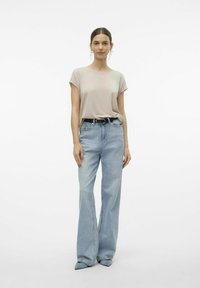 Vero Moda VMAVA - Basic T-shirt - silver lining