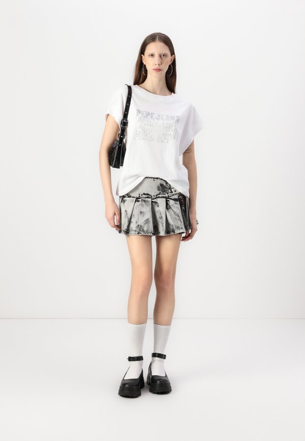 LIRA - Print T-shirt3