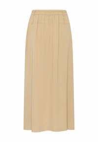 Beige plisseret nederdel lavet af letvægtsstof, med en elastisk talje og en lige silhuet, der falder under knæet.