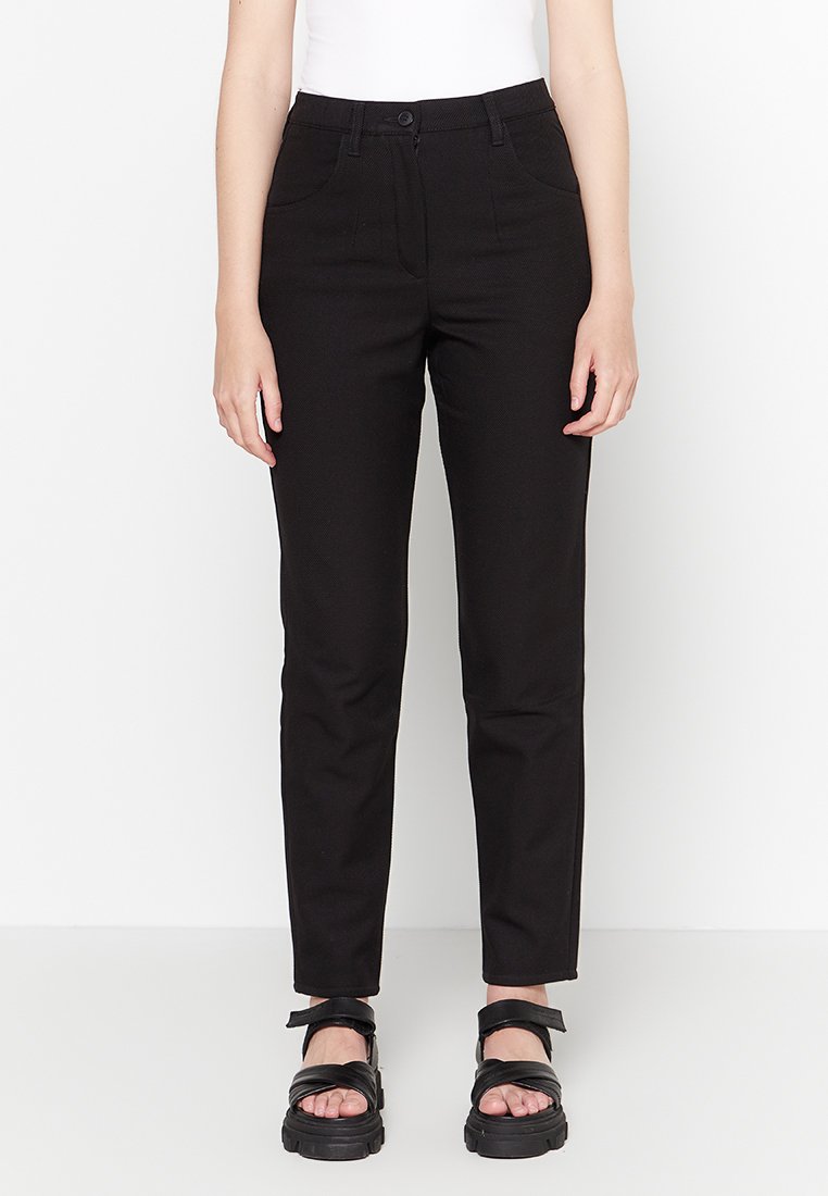 Blugi slim fit