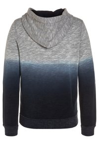 Mikina s kapucí s přechodem z šedé do námořnické modré, vyrobená z texturované látky s měkkým povrchem a žebrovanými manžetami.